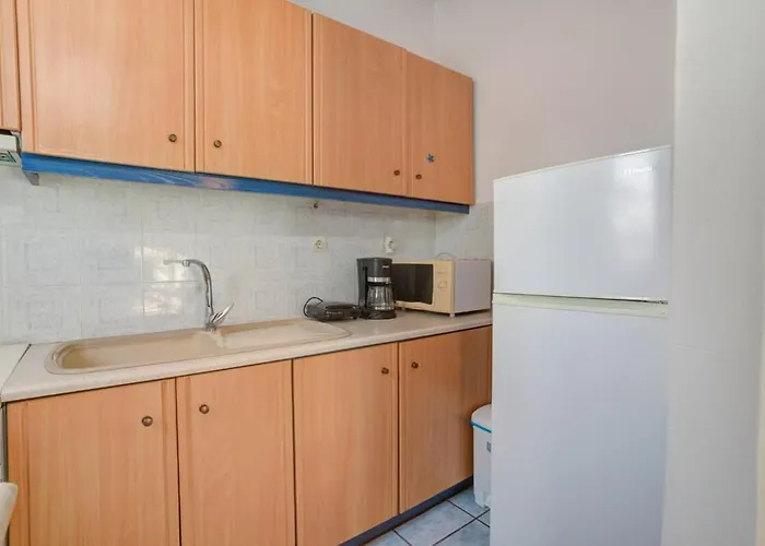 Cycladic Near Mykonos Town * Ornos (Mykonos)